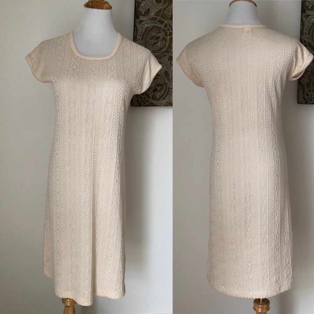 Ivory cream color knitted short sleeve mini dress